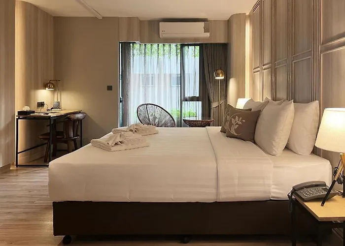 Hotel @nares 4*