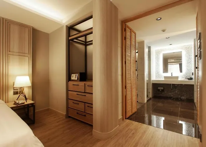 Hotel @nares 4*